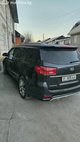 Kia Carnival III 3.3 AT