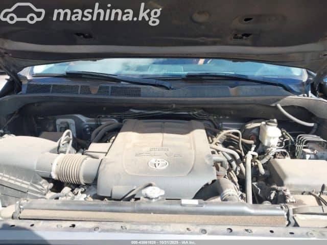 Toyota Tundra II Рестайлинг CrewMax 5.7 AT 4WD