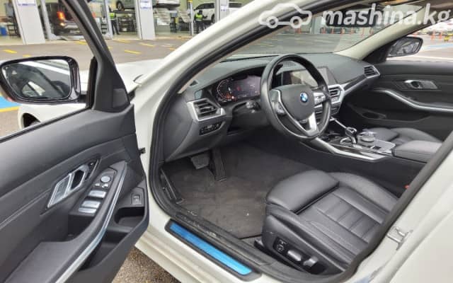 BMW 3 серии VII (G2x) 320i 2.0 AT