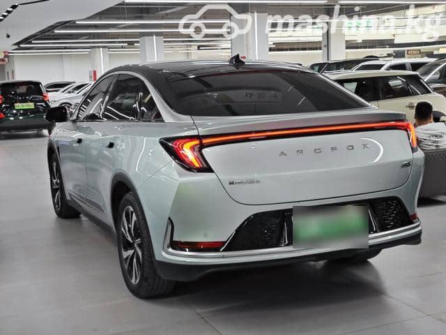 Arcfox Alpha S 67.3 kWh Electro AT