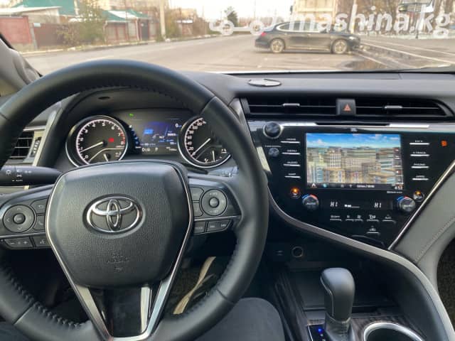 Toyota Camry VIII (XV70) 2.5 AT