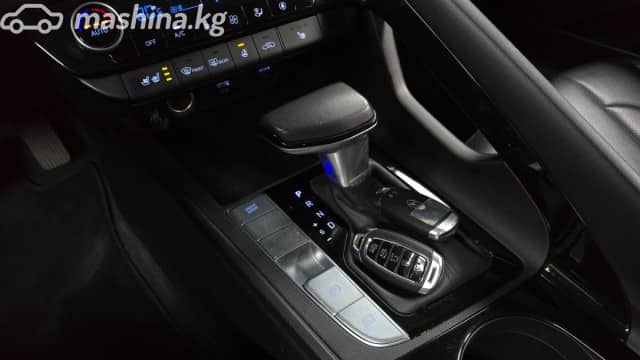 Hyundai Avante VII 1.6hyb AMT
