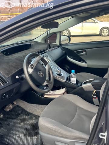 Toyota Prius III Рестайлинг (XW30) 1.8hyb AT