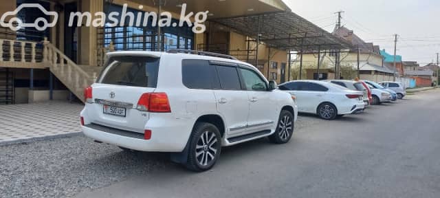 Toyota Land Cruiser 200 Series Рестайлинг 1 4.6 AT 4WD