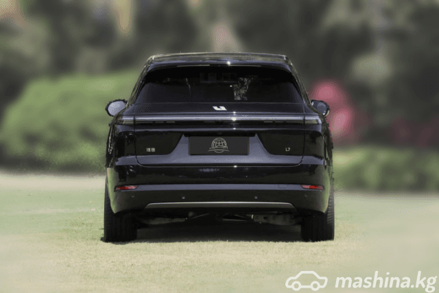 LiXiang L7 Рестайлинг 1.5hyb AT 4WD
