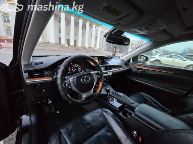Lexus ES VI 300h 2.5hyb CVT