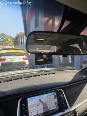 Kia K5 II 2.0 AT