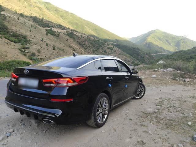 Kia K5 II 2.0 AT