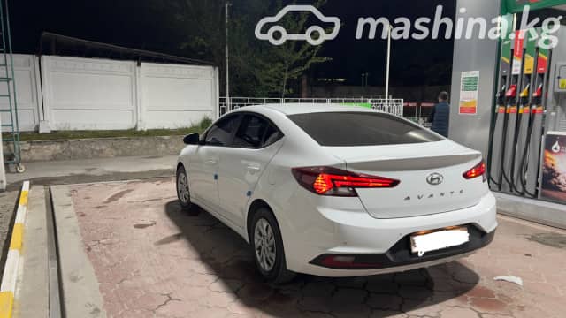 Hyundai Avante VI Рестайлинг 1.6 AT