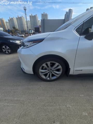 Toyota Sienna IV 2.5hyb AT