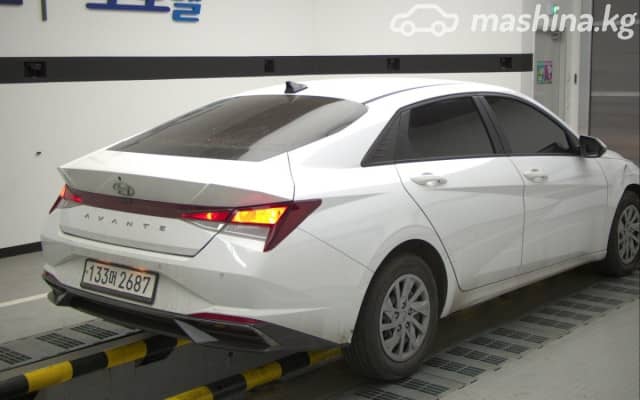 Hyundai Avante VII 1.6 CVT