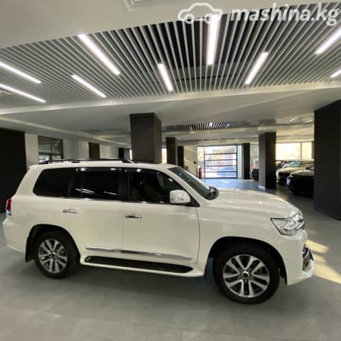 Toyota Land Cruiser 200 Series Рестайлинг 2 4.6 AT 4WD