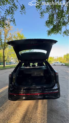 Volkswagen Tiguan III (China Market) 2.0 AMT 4WD