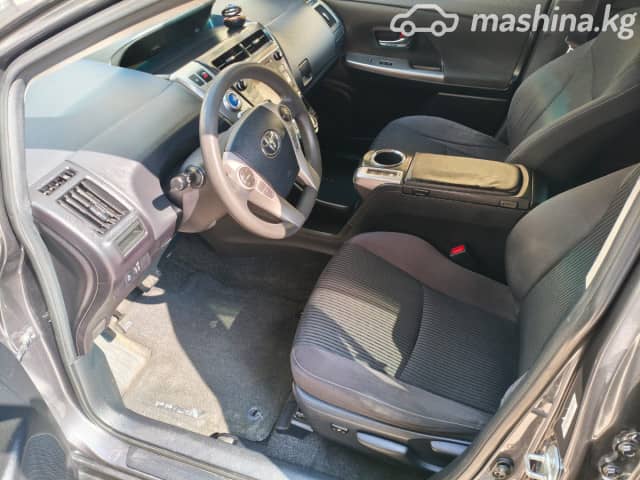 Toyota Prius v (+) I Рестайлинг (ZVW40/41) 1.8hyb AT
