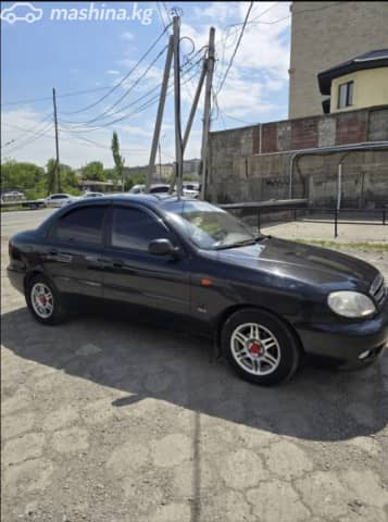 Chevrolet Lanos I 1.5 MT