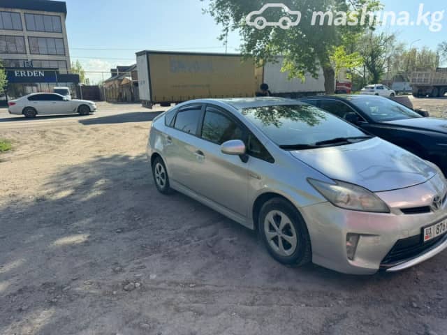 Toyota Prius III Рестайлинг (XW30) 1.8hyb AT