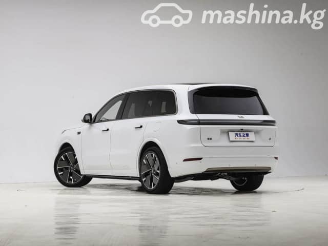 LiXiang L9 Рестайлинг 1.5hyb AT 4WD