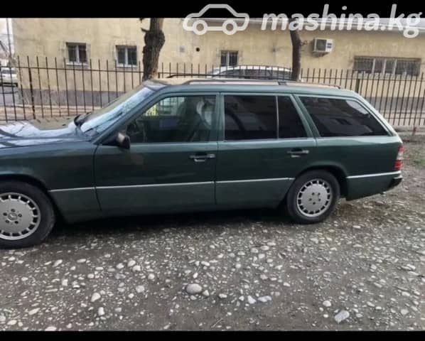 Mercedes-Benz W124 220 2.2 MT