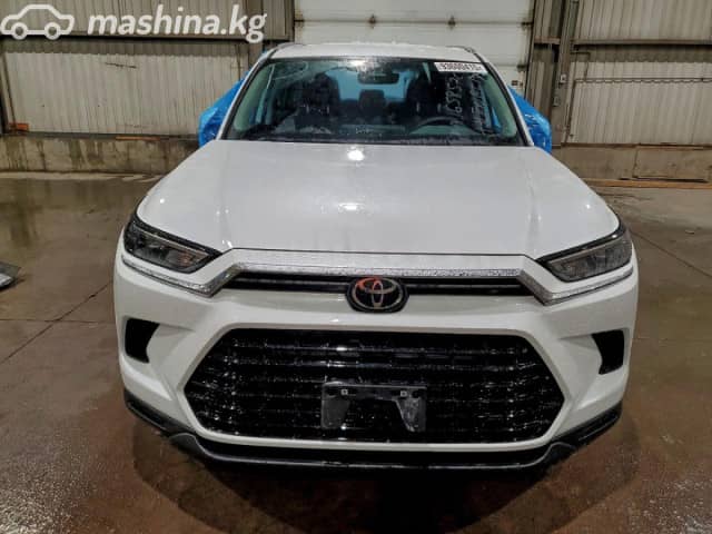 Toyota Grand Highlander 2.4 AT 4WD