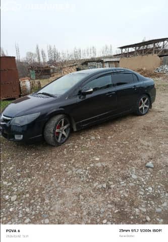 Honda Civic VIII 1.8 MT