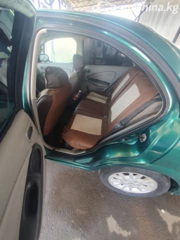 Nissan Almera II (N16) 1.8 MT