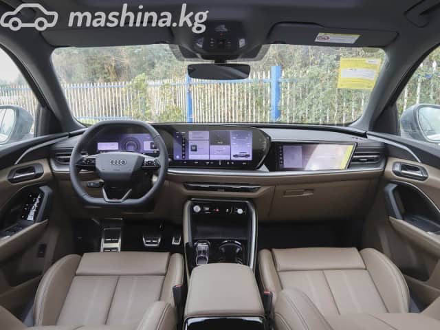 Audi Q5 III 40 TFSI 2.0 AMT 4WD