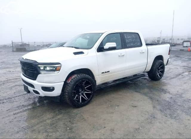 RAM 1500 V Quad Cab 5.7 AT 4WD