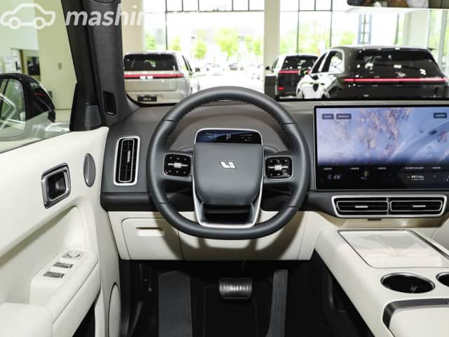 LiXiang L7 Рестайлинг 1.5hyb AT 4WD