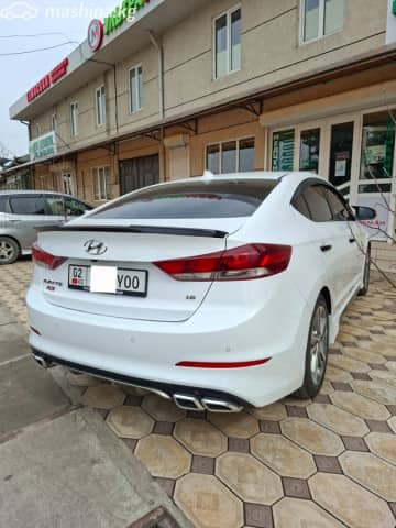 Hyundai Avante VI 1.6 AT