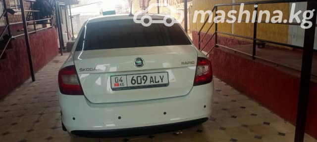 Skoda Rapid I Рестайлинг 1.6 MT