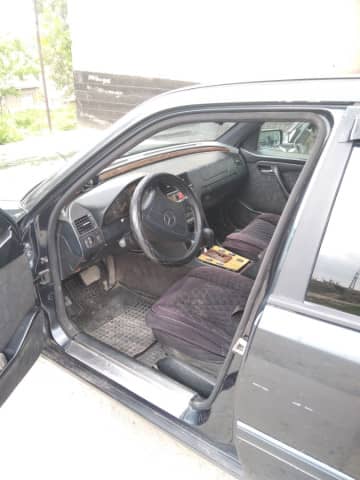 Mercedes-Benz C-Класс I (W202) 200 2.0 AT