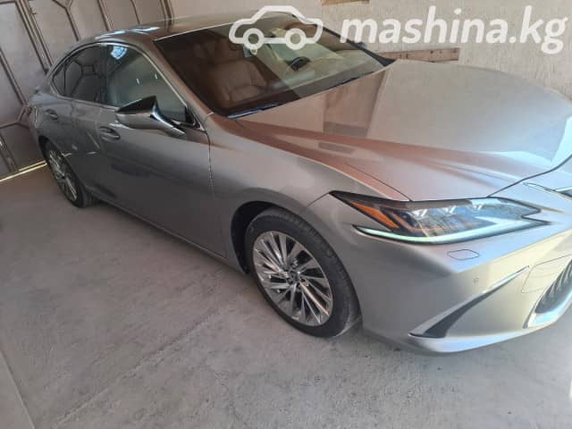 Lexus ES VII 300h 2.5hyb CVT