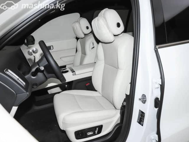 LiXiang L9 Рестайлинг 1.5hyb AT 4WD