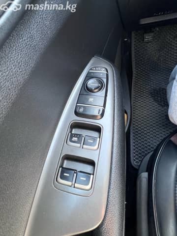 Kia K5 II 2.0 AT