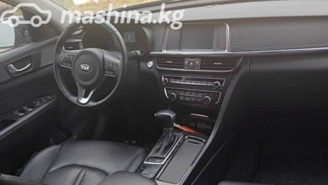 Kia K5 II 2.0 AT