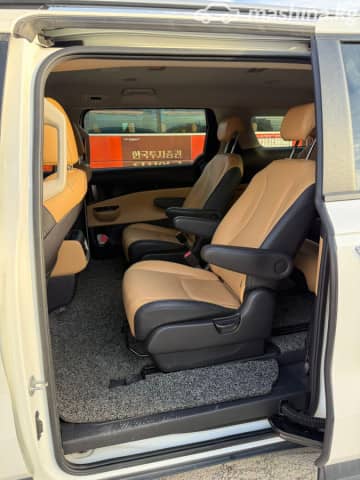 Kia Carnival IV 2.2d AT