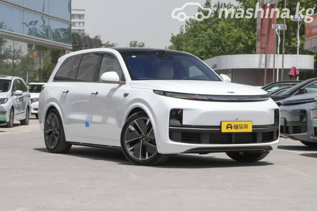 LiXiang L9 Рестайлинг 1.5hyb AT 4WD