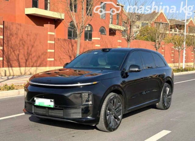 LiXiang L6 1.5hyb AT 4WD