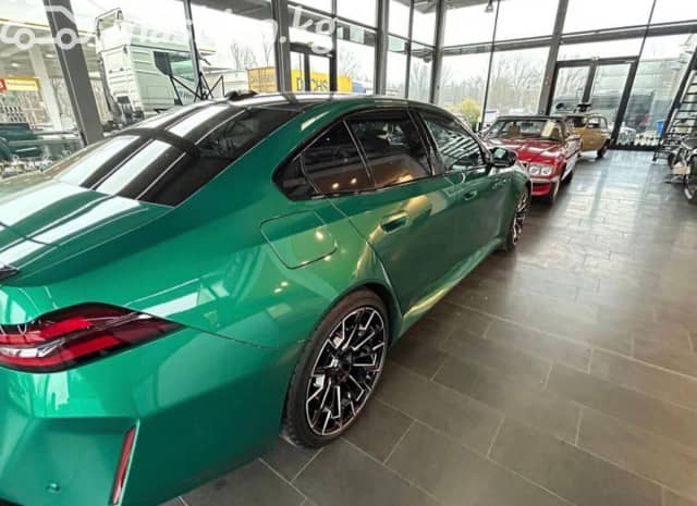 BMW M5 VII (G90) 4.4hyb AT 4WD