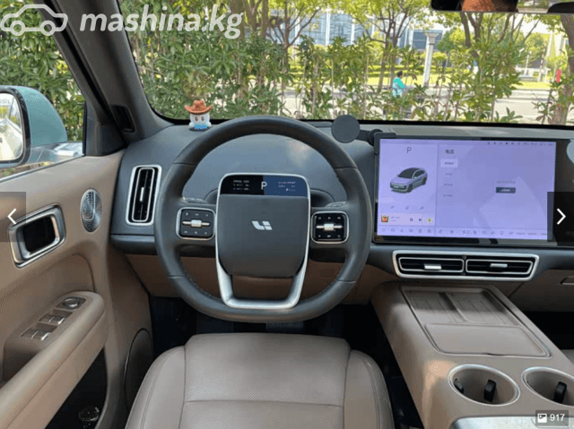 LiXiang L6 1.5hyb AT 4WD