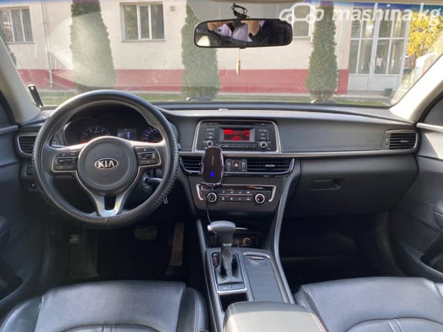 Kia K5 II 2.0 AT