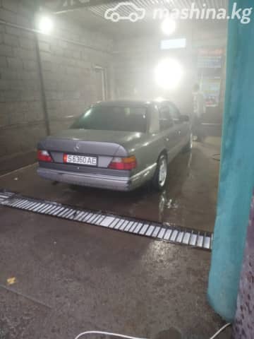 Mercedes-Benz W124 200 2.0 MT