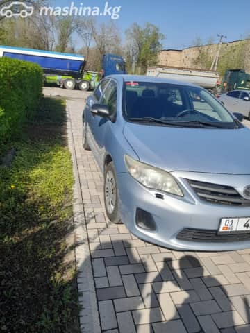Toyota Corolla X (E140, E150) 1.3 MT