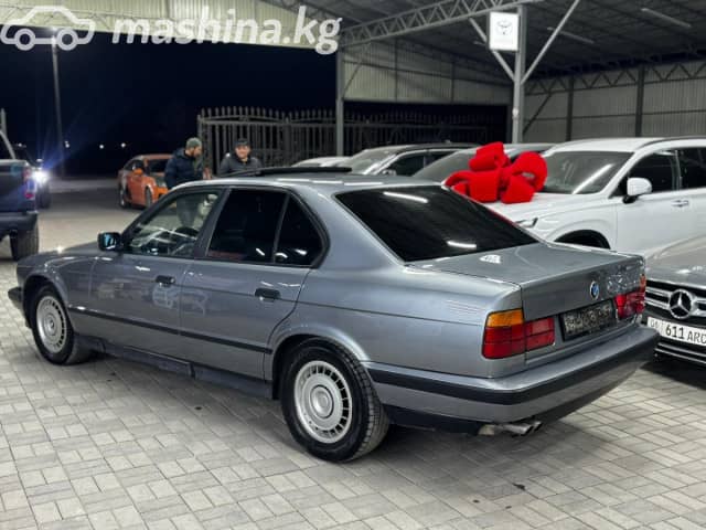 BMW 5 серии III (E34) 520i 2.0 MT