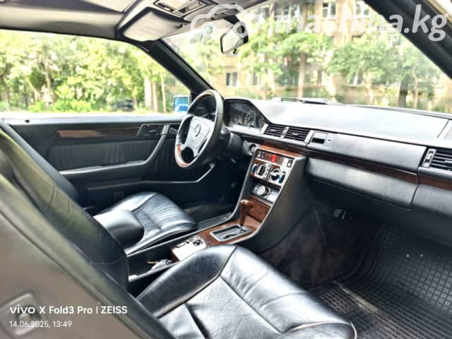 Mercedes-Benz E-Класс I (W124) 320 3.2 AT