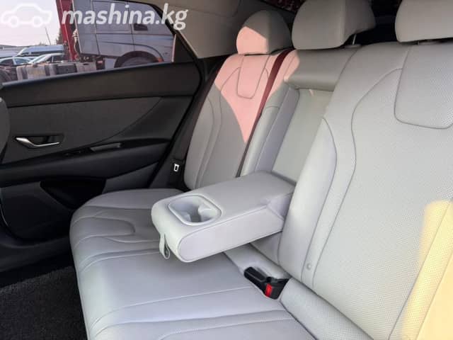 Hyundai Avante VII 1.6 CVT