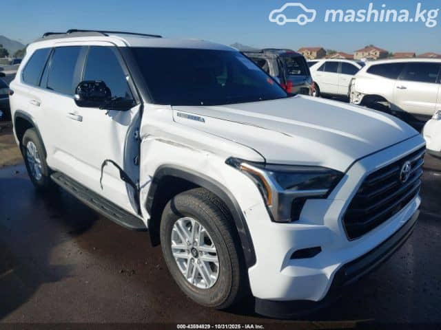 Toyota Sequoia III 3.5hyb AT 4WD