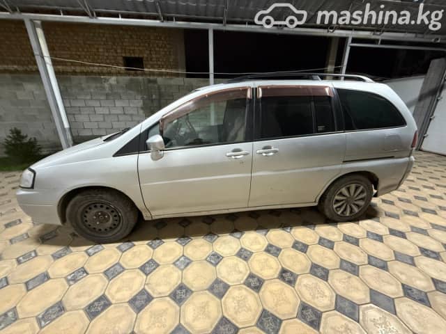 Nissan Liberty 2.0 CVT