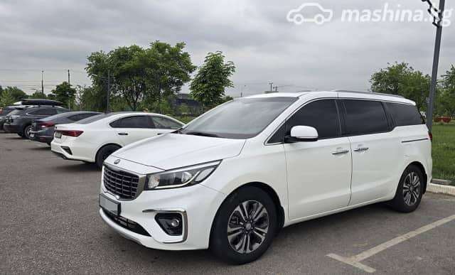 Kia Carnival III 2.2d AT