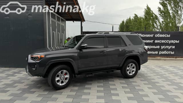 Toyota 4Runner V Рестайлинг 4.0 AT 4WD